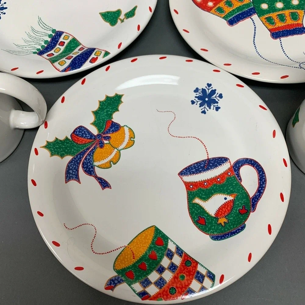 Crate & Barrel‎ Christmas Salad Plates Mugs Designed By Julia Bullmore VGUC